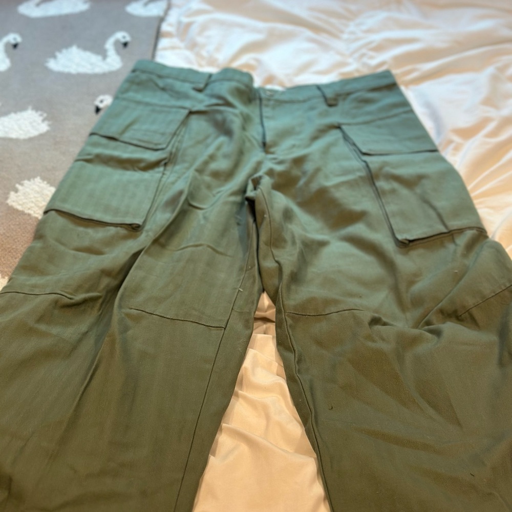 BDG Olive Cargo Pants